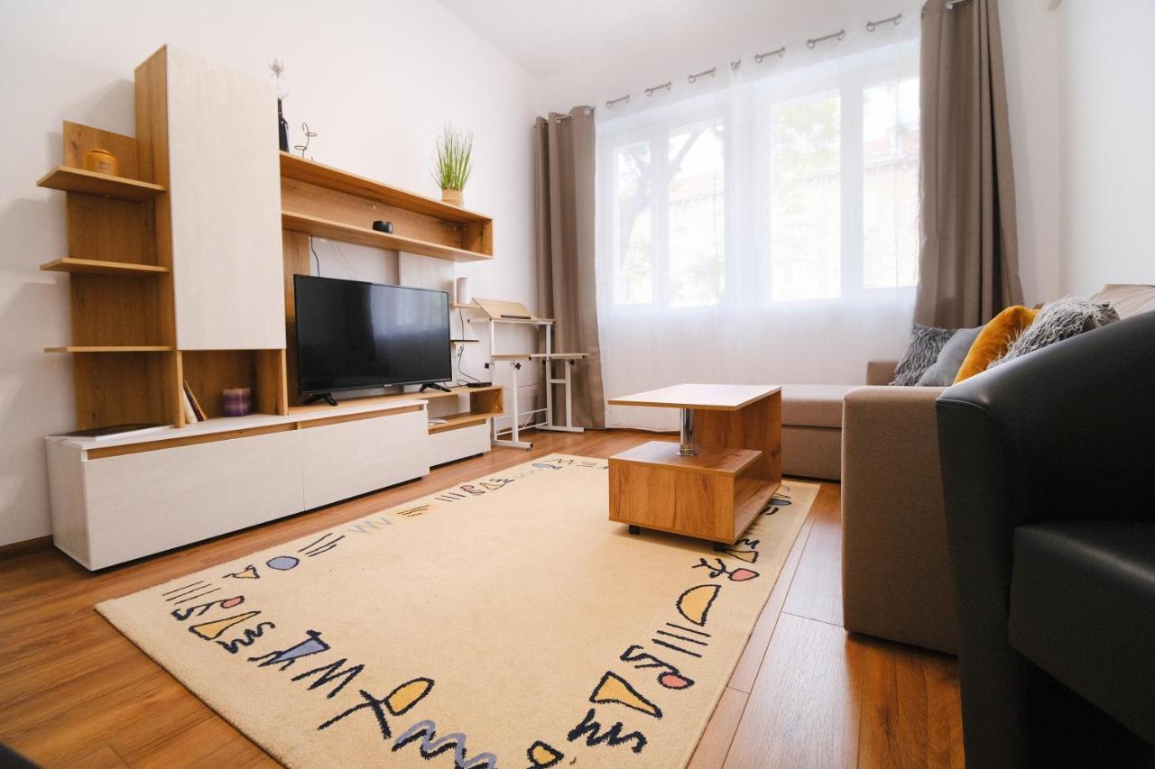 Apartment In The City Center 플로브디프 외부 사진